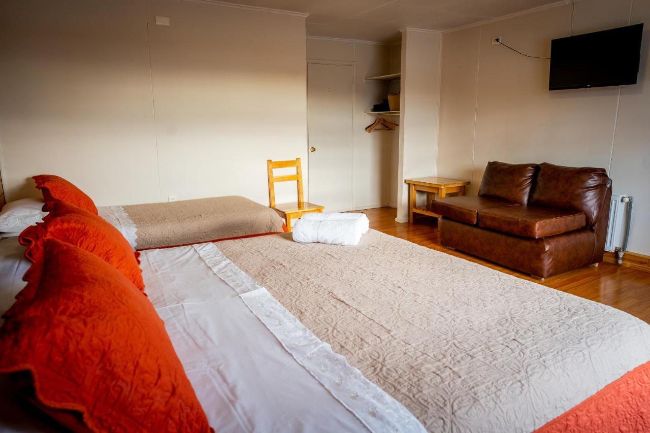 Casa Lucy Bed & Breakfast Puerto Natales Bagian luar foto