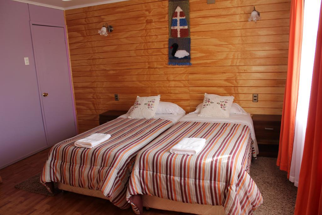 Casa Lucy Bed & Breakfast Puerto Natales Bagian luar foto