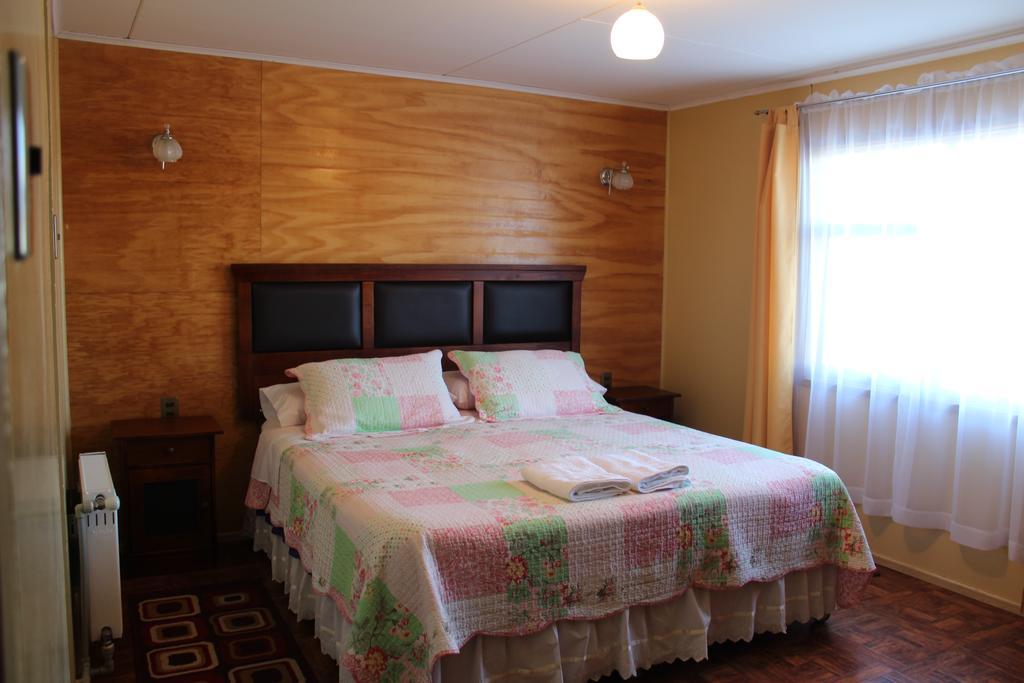 Casa Lucy Bed & Breakfast Puerto Natales Bagian luar foto