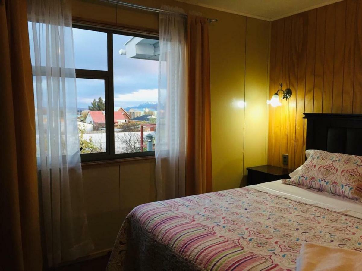 Casa Lucy Bed & Breakfast Puerto Natales Bagian luar foto